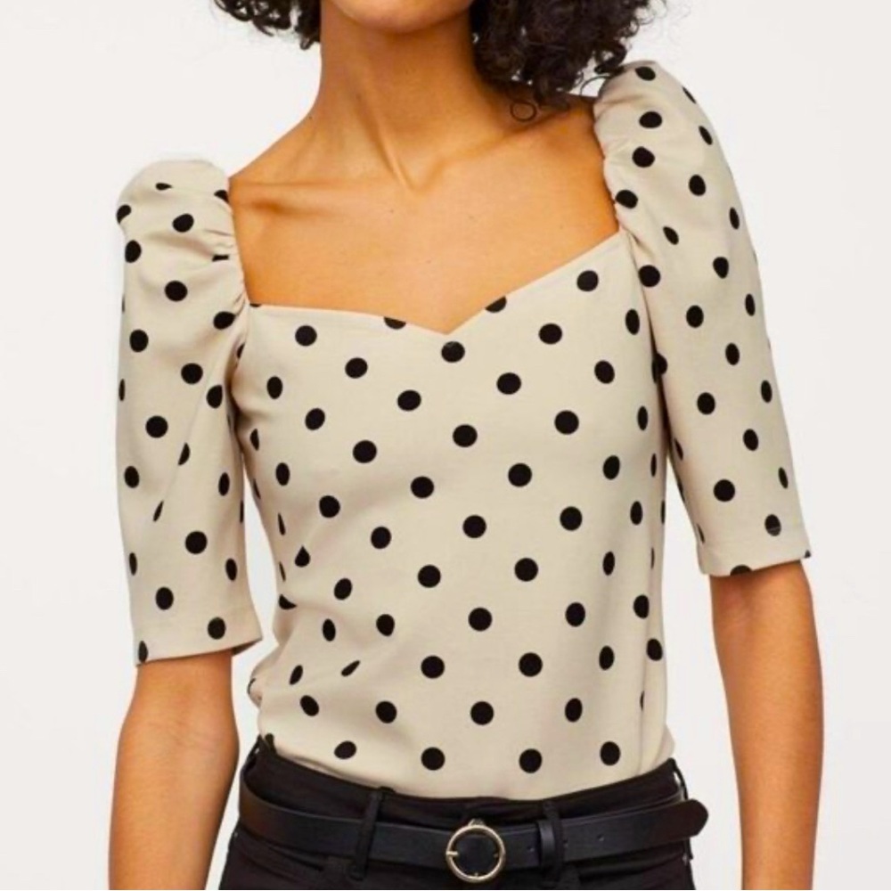 H&M Polka Dot Puff Sleeve Sweetheart Neckline Top